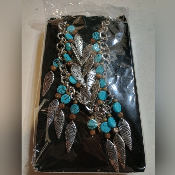 STS Jewelry - Silver Toned and Turquoise Beaded Necklace